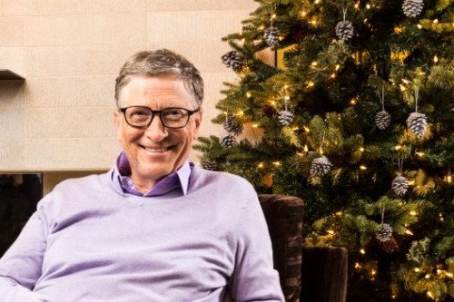 Билл Гейтс отправляет рождественскую подарочную коробку весом 81 фунт своей тайной спичке Санты