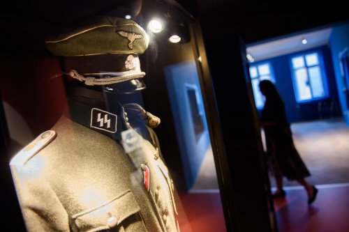 Нацистские памятные вещи продолжают красть из голландских военных музеев