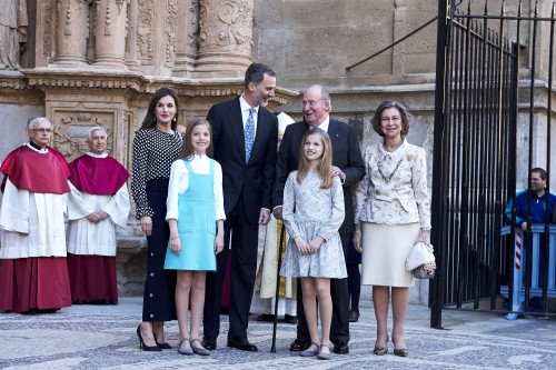 Испанская королевская семья вовлечена в самый эпический врач этого года