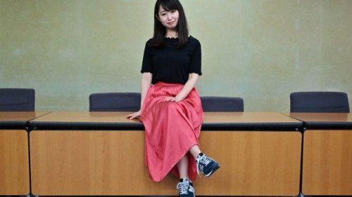 Да, носить каблуки на работу - это абсолютное худшее - и женщины в Японии так тоже так думают